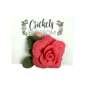 Small Shop Crickets Blossom Felt Flower Hair Clip